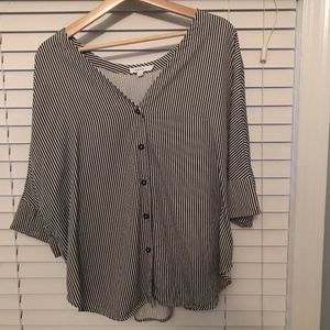 Vetta Capsule Boyfriend Shirt EUC